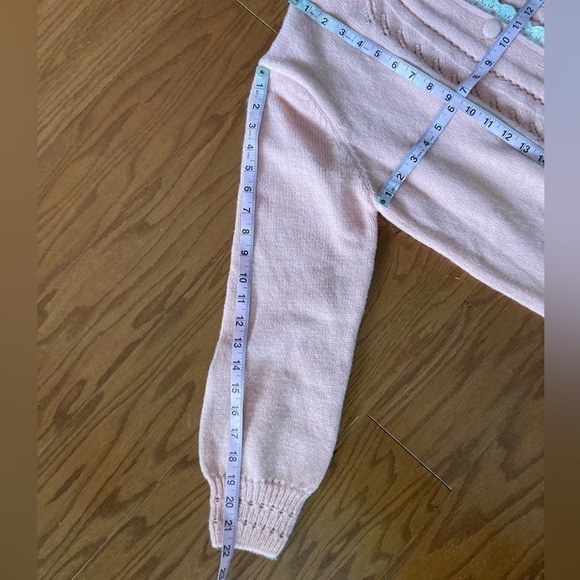 Noracora Pink knitted sweater with lace accents size Medium NWT Grandma - Picture 10 of 10